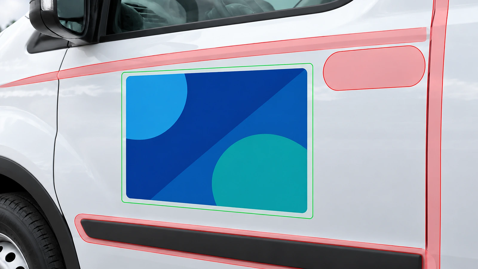 Ein weißer Servicetransporter mit einem rechteckigen blauen Magnetschild, das flach in der Mitte der Vordertür sitzt, abseits von Karosserielinien, Griffen und Zierleisten